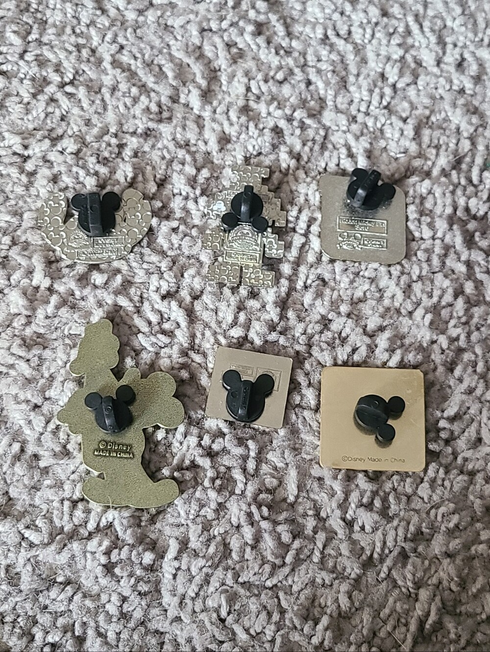 Disney Pin Trading Lot - Picture 4 of 4
